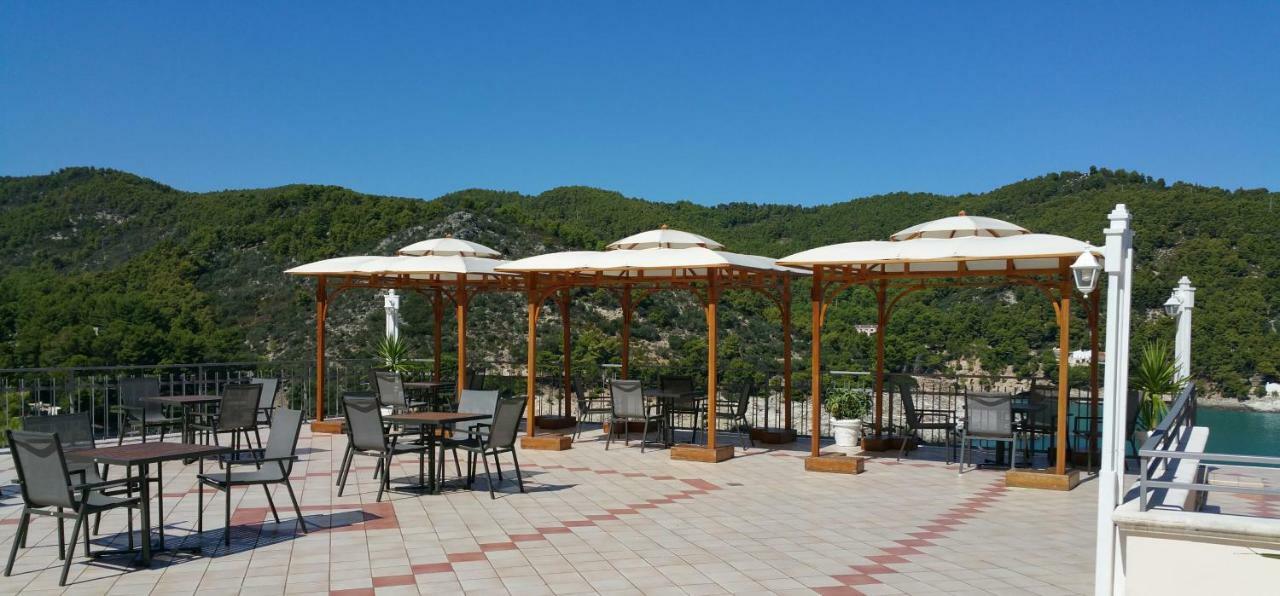 Villetta Roberto Le Macine Di Charme - Pugnochiuso Resort เวียสเต ภายนอก รูปภาพ